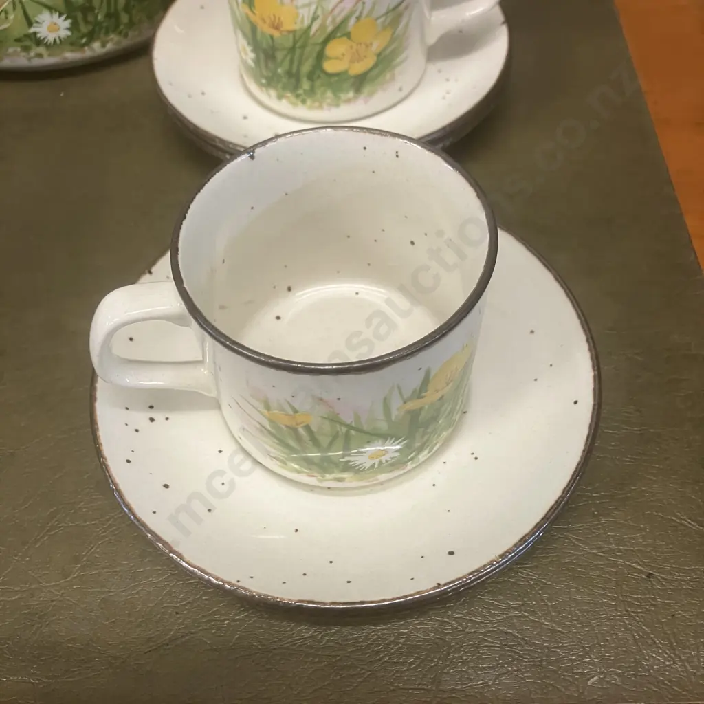 J&G Meakin England Dinnerware - 46 Pieces (Some Chipped Pieces) Image 1++