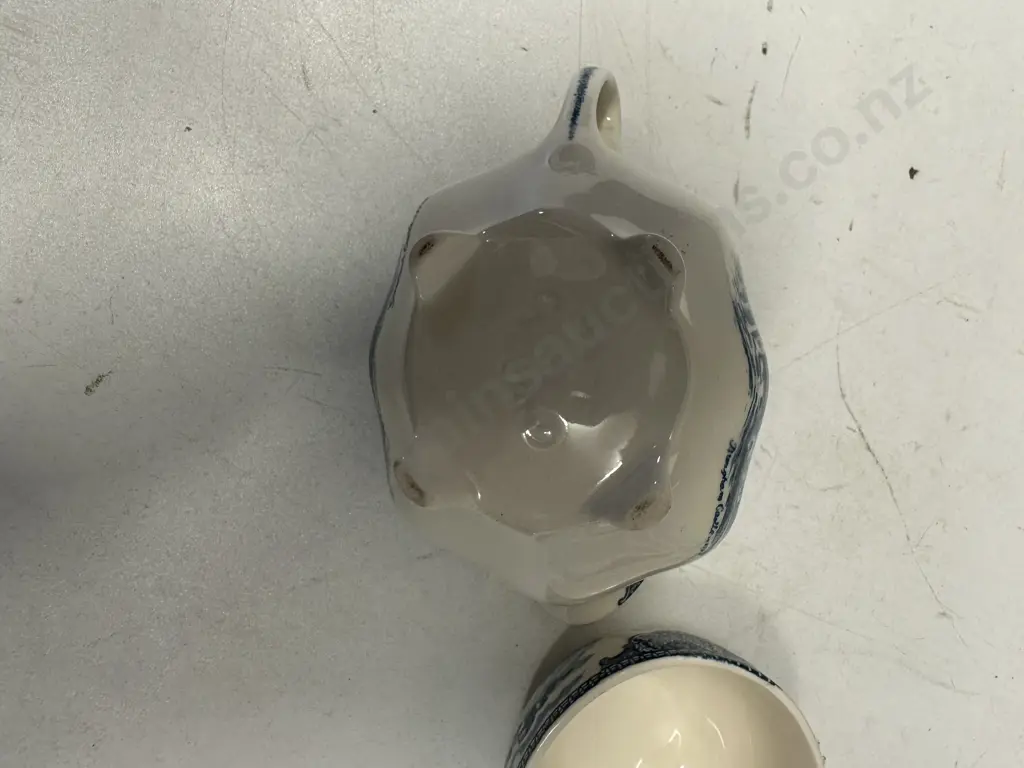 Johnson Brothers Old Britain Castles Blue Pattern Jugs & Bowl Image 1++