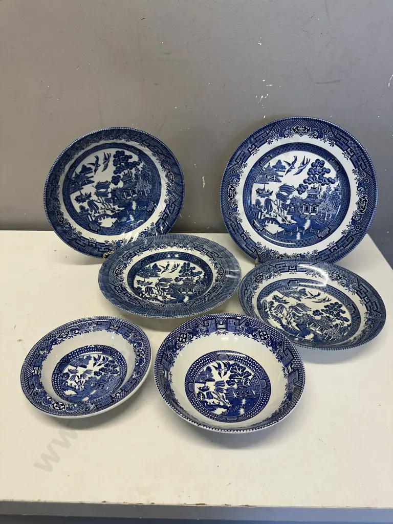 Selection Of Blue & White Plates & Bowls Including Royal Wessex, Swinnertons, Old Willow Etc Image 1++