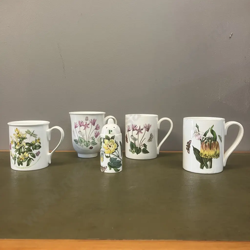 Vintage Portmeirion Botanic Garden Cups x 4 With a Pepper Shaker Image 1++
