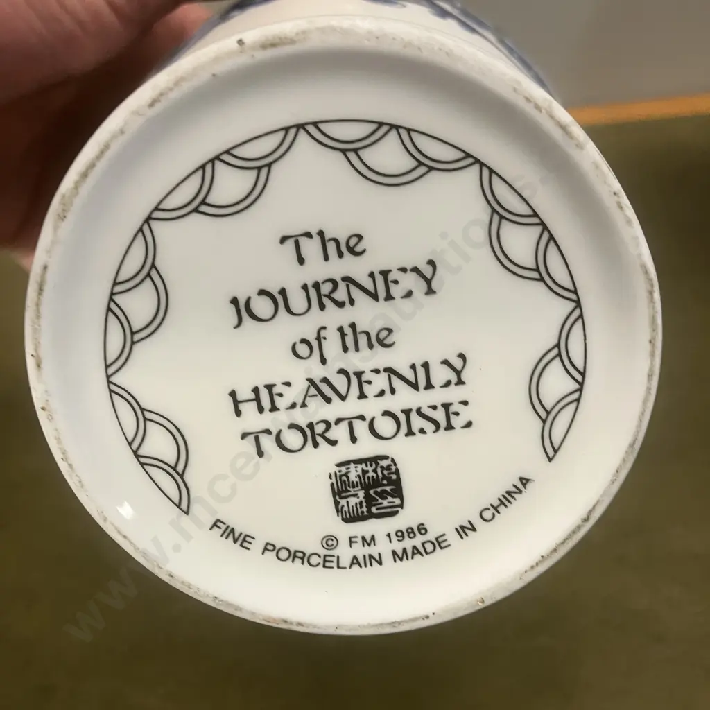 Pair of Chinese Vases - White. H26cm Image 1++