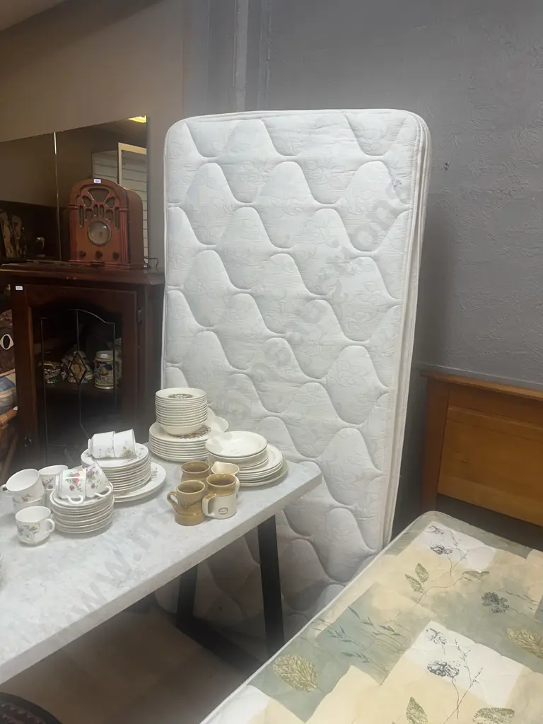 Wonderest Heritage Single Size Mattress & Base. 90 x 190cm Image 1++