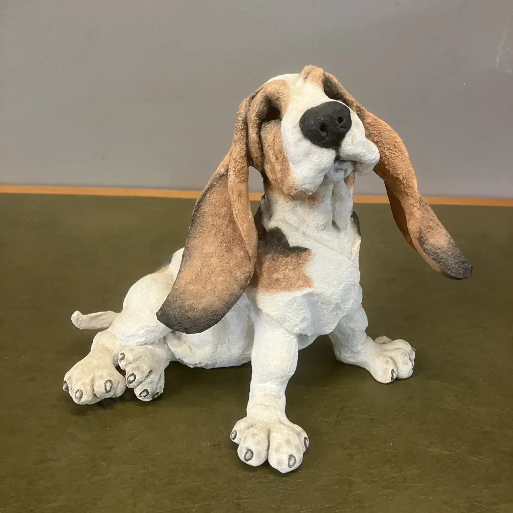 Country Artists A Breed Apart 'Berty - Basset Hound' 02483. H18cm Image 1++