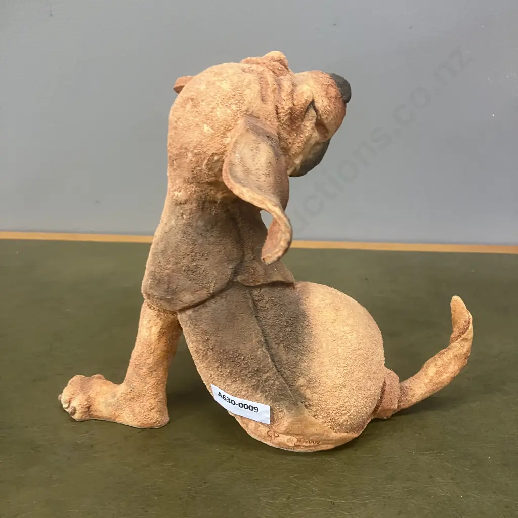 Country Artists A Breed Apart 'Biggles - Bloodhound' 02845 (2002). H17cm Image 1++