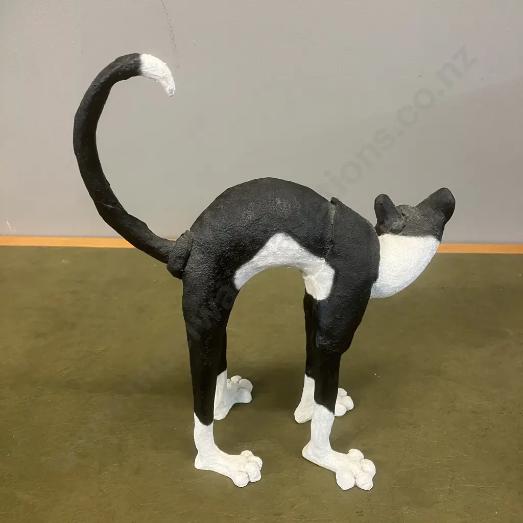 Country Artists A Breed Apart 'Archie'. H29cm Image 1++