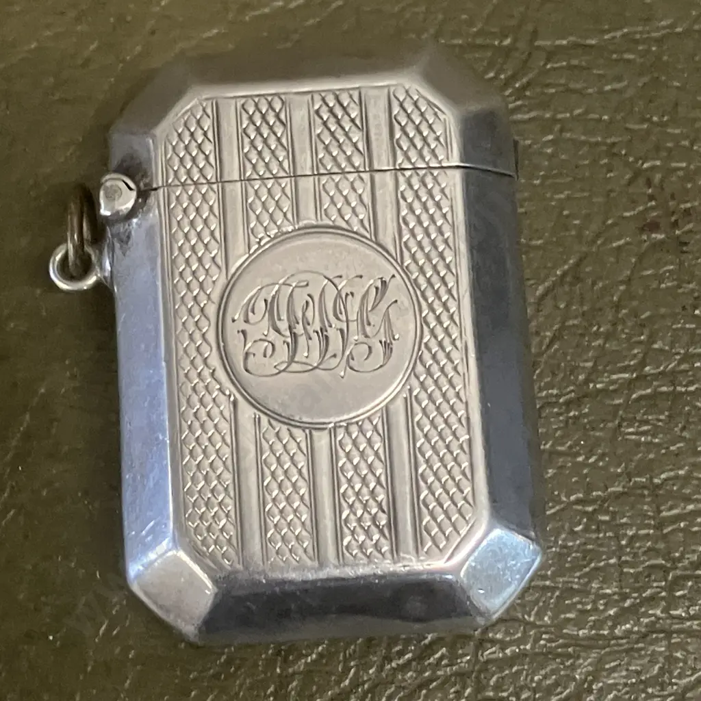 Vintage 1970s Japan Maruman DL-18 Cigarette Lighter & A Hallmarked Silver Vesta Case Image 1++