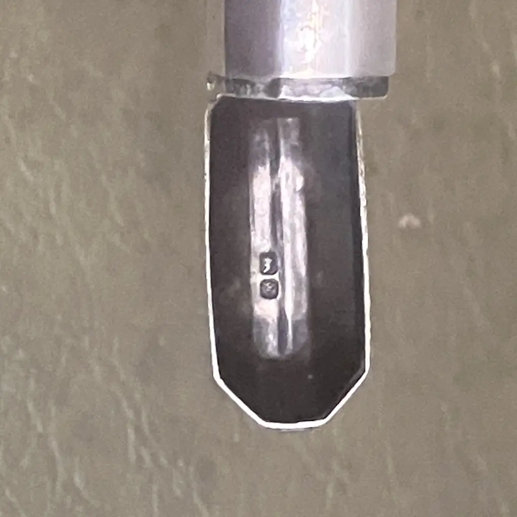 Vintage 1970s Japan Maruman DL-18 Cigarette Lighter & A Hallmarked Silver Vesta Case Image 1++