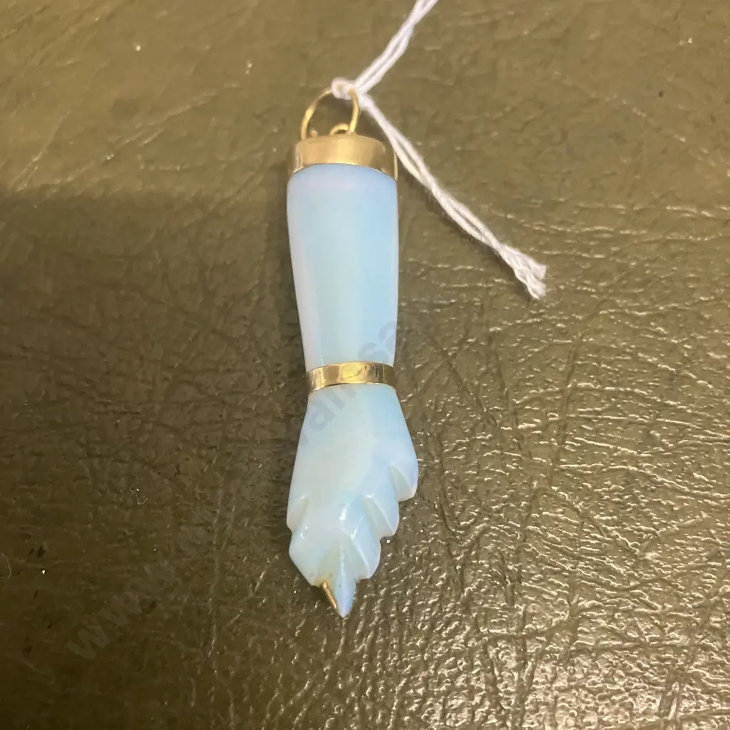 10K Gold Stamped 'Mano Figa' Hand Good Luck Charm. 4.5cm Image 1++