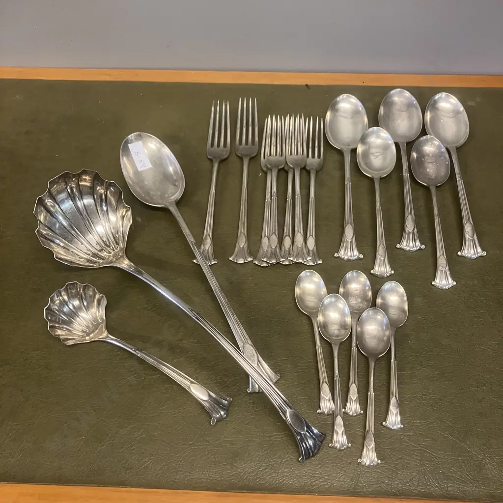 Antique Mappin & Webb Sterling Silver Onslow Pattern Ladles, Spoons & Forks  - Twenty Pieces, Hallmarked Early 1900s Image 1++