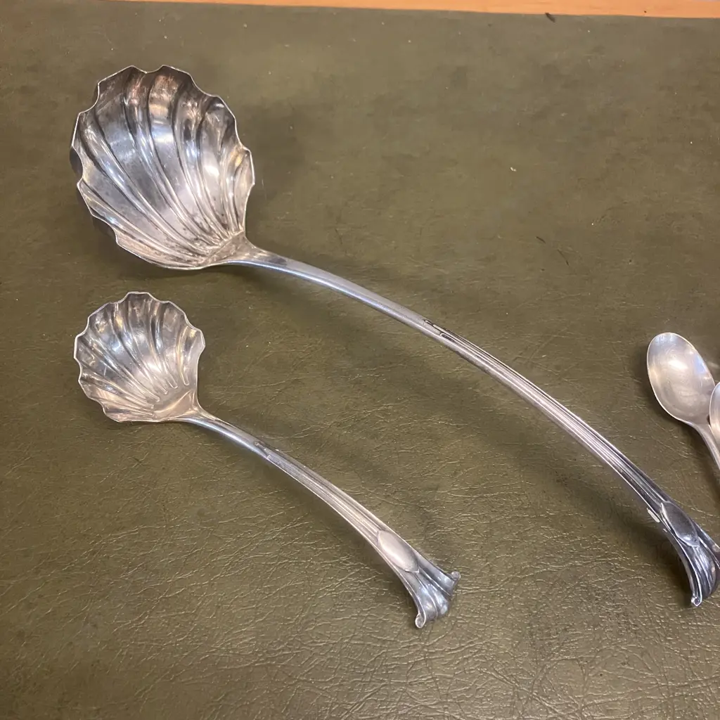 Antique Mappin & Webb Sterling Silver Onslow Pattern Ladles, Spoons & Forks  - Twenty Pieces, Hallmarked Early 1900s Image 1++