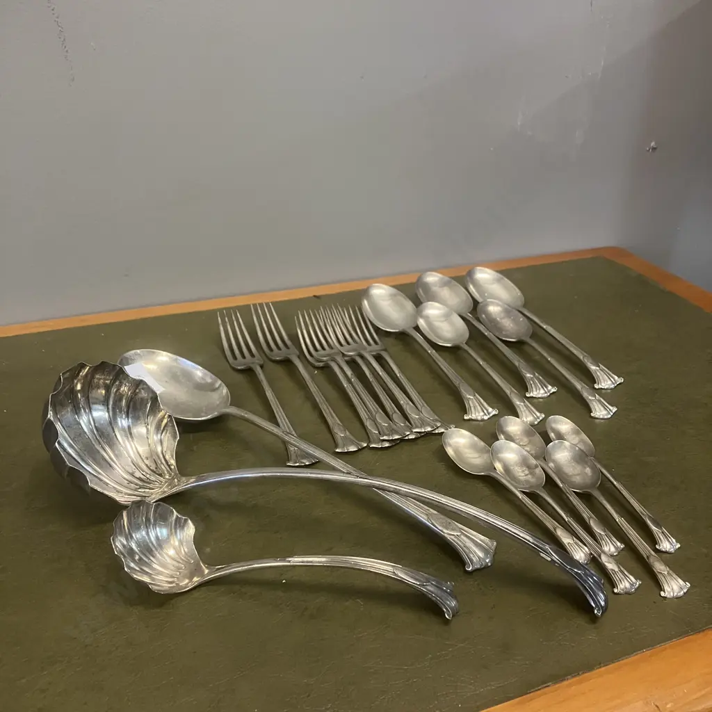 Antique Mappin & Webb Sterling Silver Onslow Pattern Ladles, Spoons & Forks  - Twenty Pieces, Hallmarked Early 1900s Image 1++