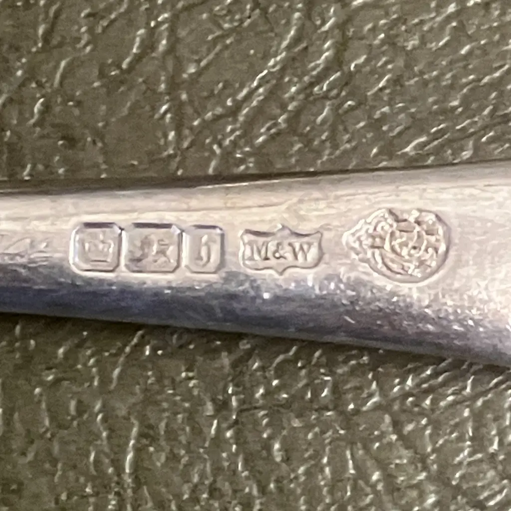 Antique Mappin & Webb Sterling Silver Onslow Pattern Ladles, Spoons & Forks  - Twenty Pieces, Hallmarked Early 1900s Image 1++