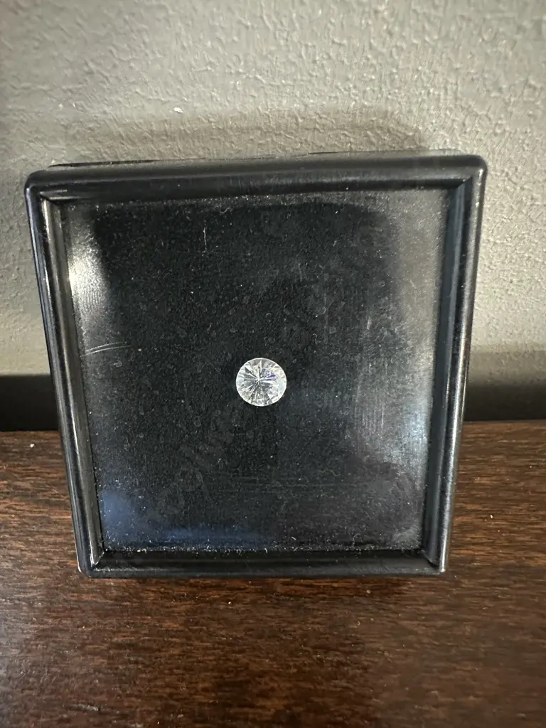 3.0 Carat Round Moissanite Diamond 9.0mm, Colour Grade D, Clarity VVSI With GRA Certificate Image 1++