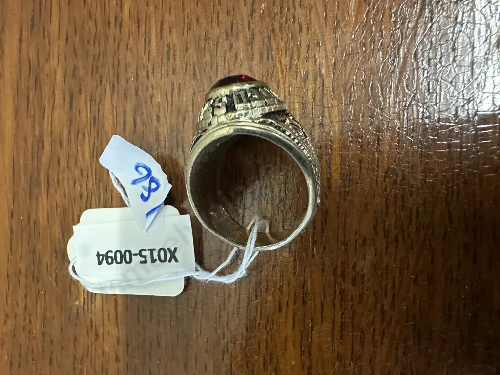 United States Army Military Ring, Gold Tone With Red Crystal Stone Image 1++