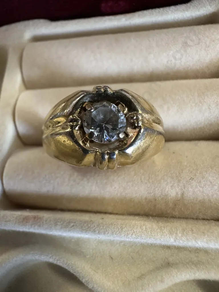 Stamped 18KT-H.G.E Mens Ring With Clear Stone Image 1++