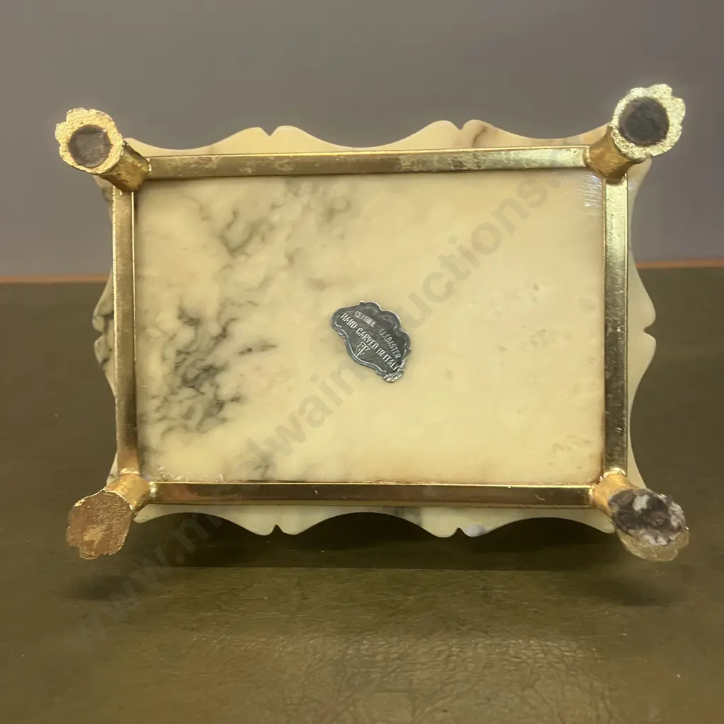 Italian Hand Carved Alabaster Trinket Box With Hinged Lid Image 1++