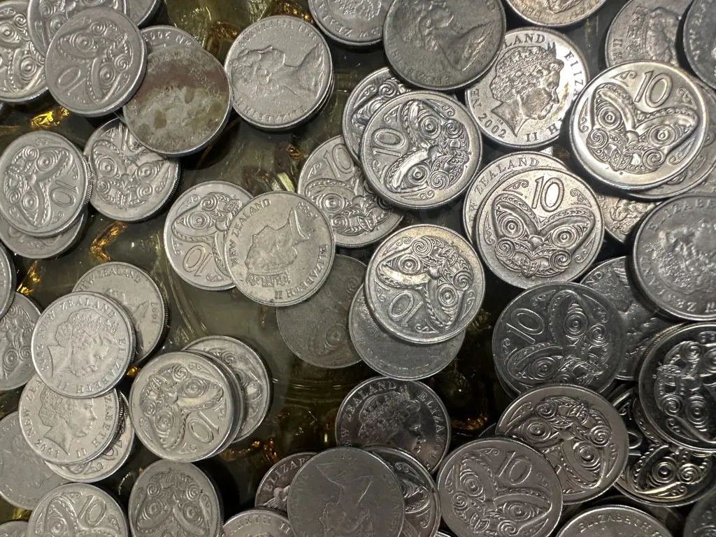 Assorted 10 Cent Coins Including 2000, 2001,1981,1988 Etc Image 1++