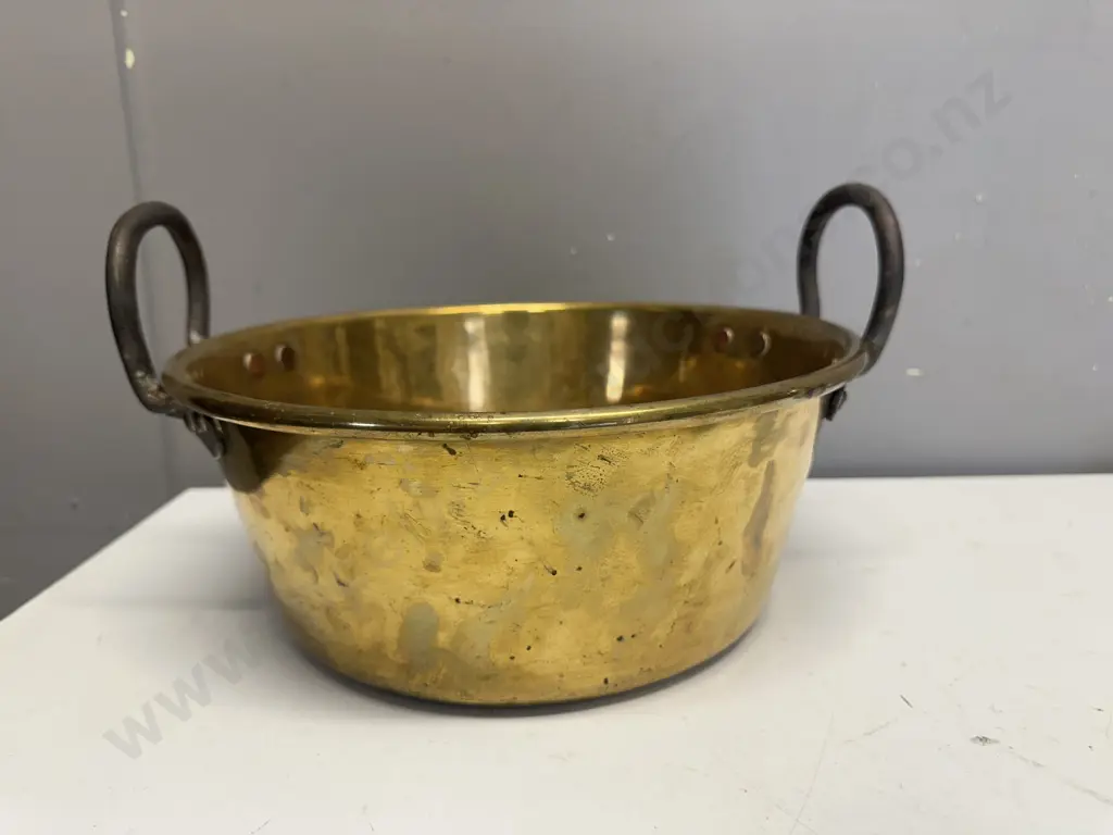 Vintage Brass Double Handled Jam Pan Image 1++