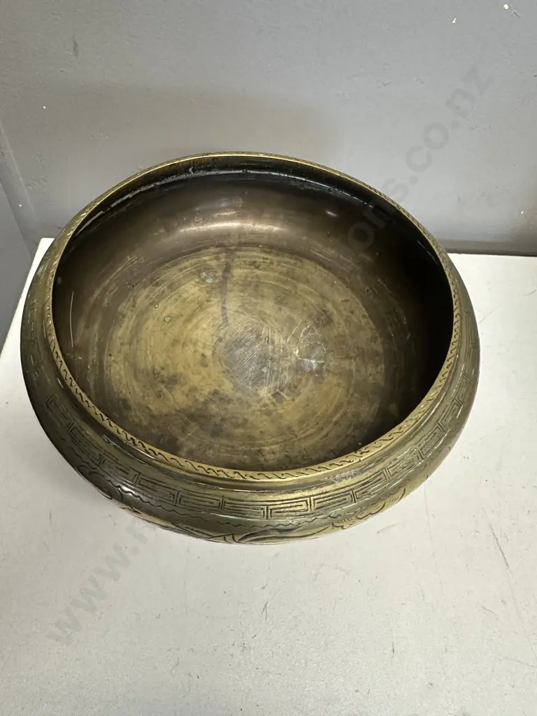 Vintage Brass Bowl On Pedestal With Etching H14,Dia21cm. Image 1++