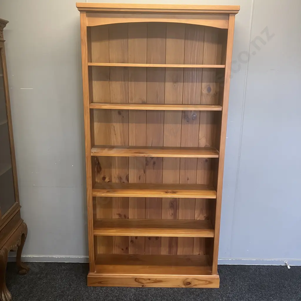 Valley Craft Wooden Bookcase, 5 Shelves (1 Fixed). H207 W104 D31.5cm Image 1++