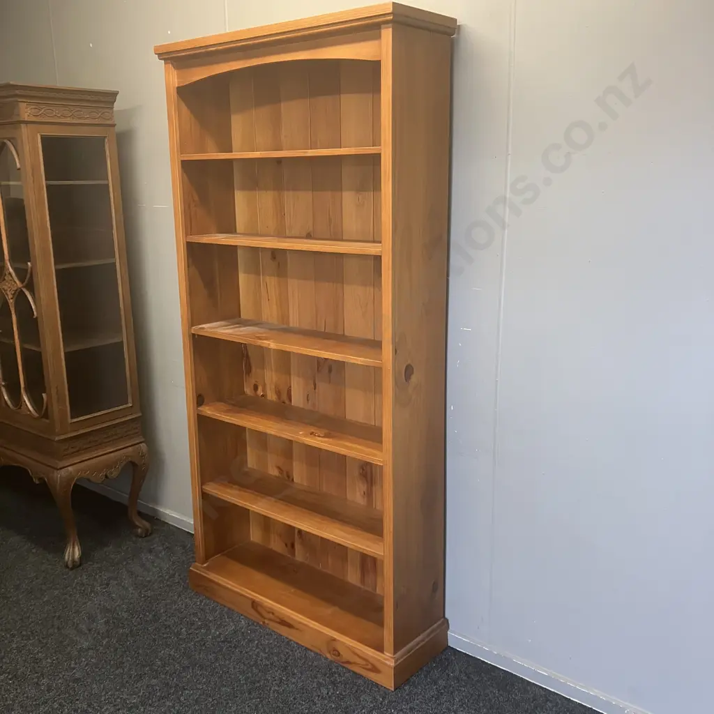 Valley Craft Wooden Bookcase, 5 Shelves (1 Fixed). H207 W104 D31.5cm Image 1++