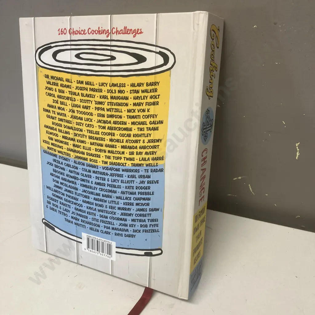 Cookbooks - Cooking 4 Change: 101 Famous Kiwis Share Their Favourite Recipes & Gwyneth Paltrow Its All Good Image 1++