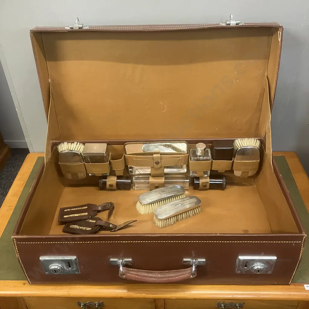 1930's Gentleman's Leather Fitted Suitcase, Sterling Silver Tops & Brushes All Hallmarked Aidie Brothers Ltd Birmingham Image 1++