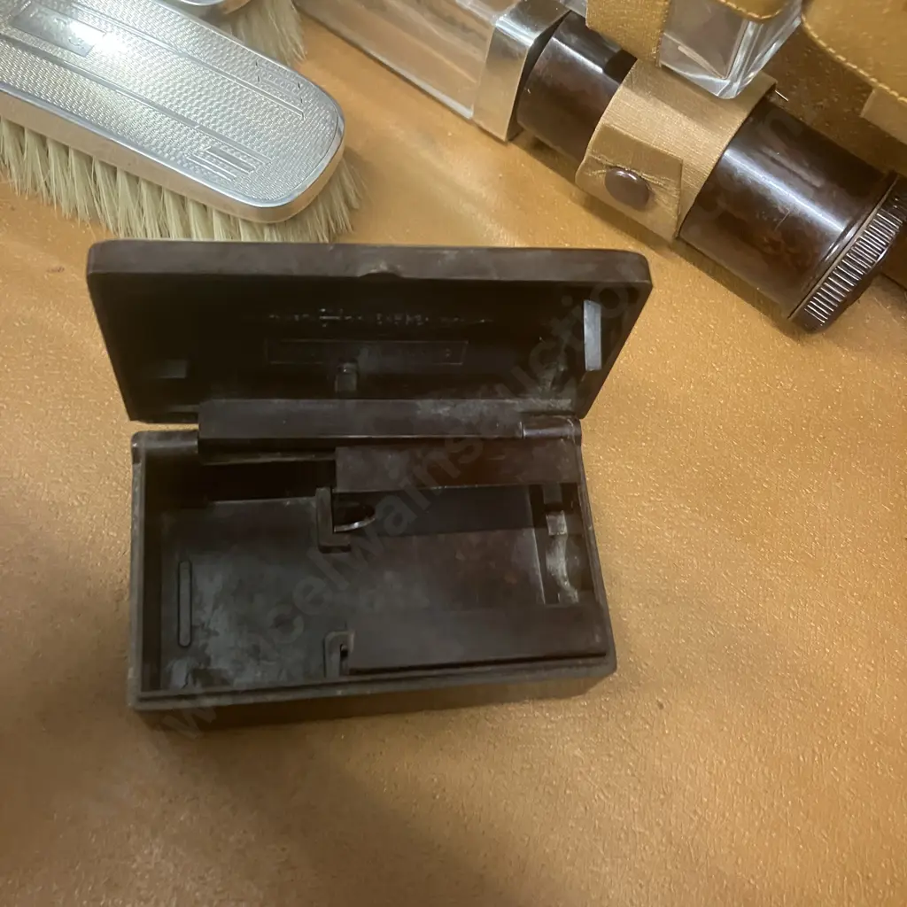 1930's Gentleman's Leather Fitted Suitcase, Sterling Silver Tops & Brushes All Hallmarked Aidie Brothers Ltd Birmingham Image 1++