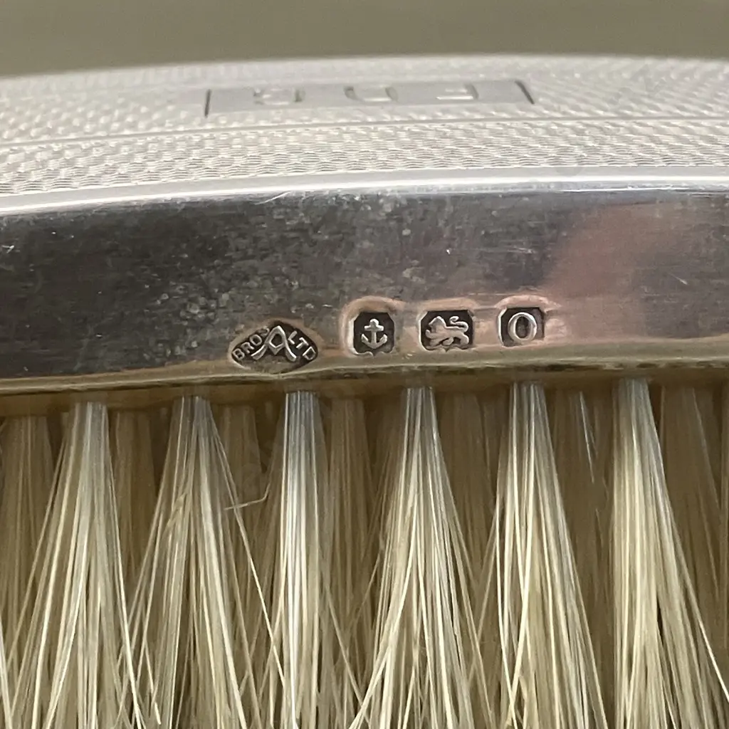 1930's Gentleman's Leather Fitted Suitcase, Sterling Silver Tops & Brushes All Hallmarked Aidie Brothers Ltd Birmingham Image 1++