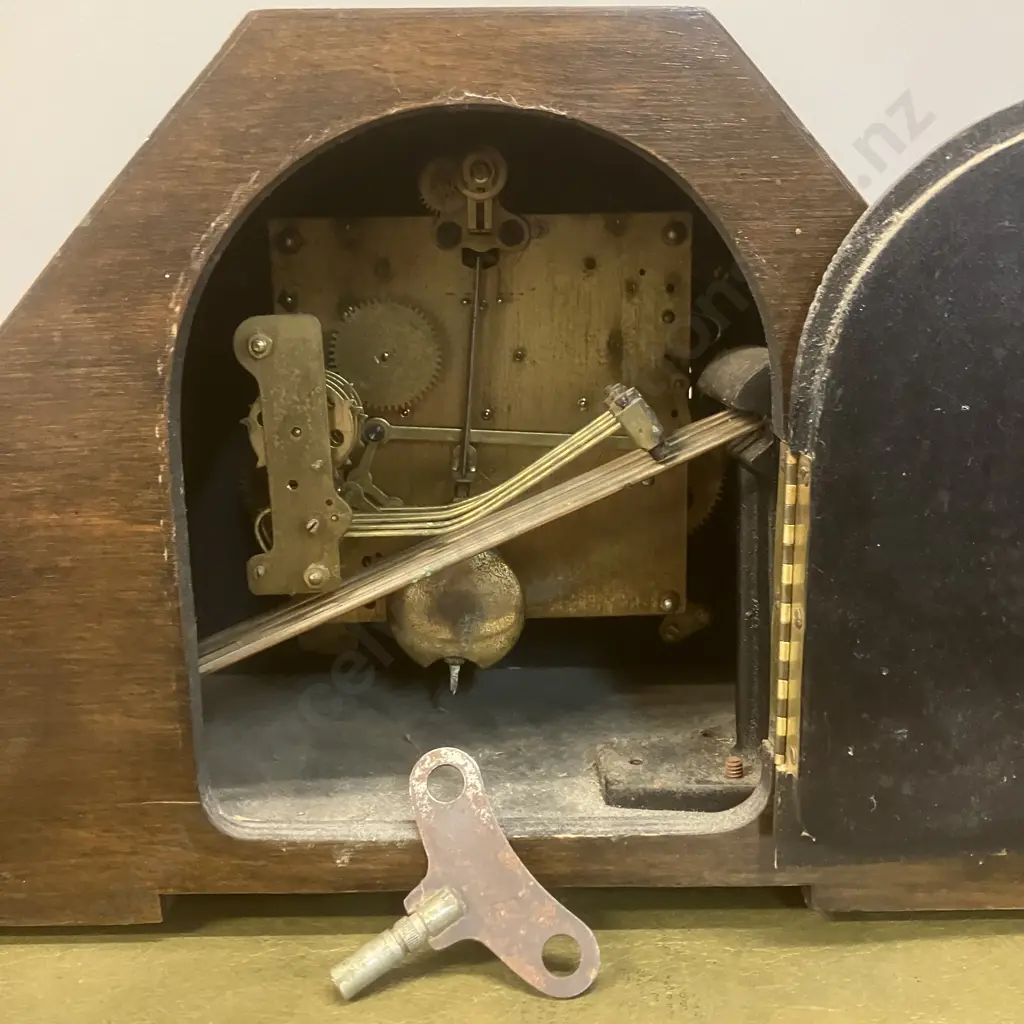 Art Deco Chiming Mantle Clock With Key (Presentation Plaque On Front Dated June 1935) Image 1++