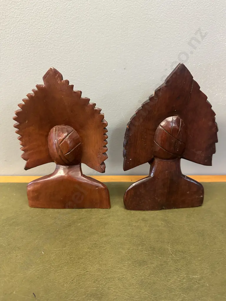 Pair Of Hand Carved Balinese Busts H21cm. Image 1++