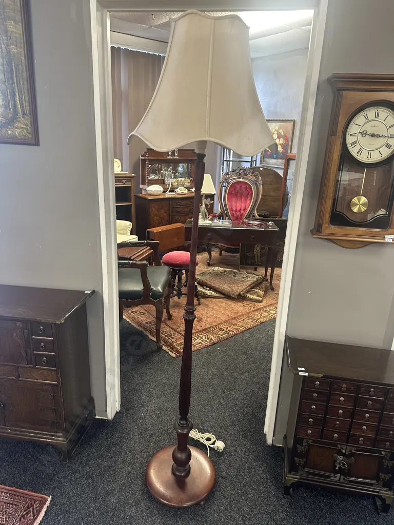 Vintage Mahogany Standard Floor Lamp With Cream Shade Image 1++