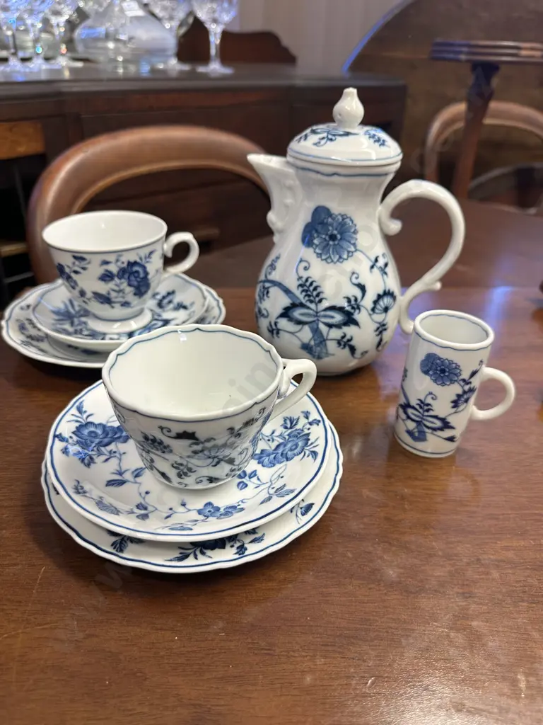 Blue Danbue Trio, Coffee Pot & Royal Meissen Trio Etc Image 1++