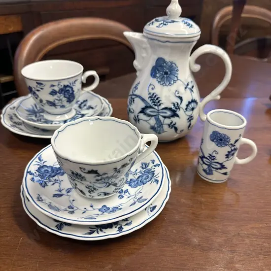 Blue Danbue Trio, Coffee Pot & Royal Meissen Trio Etc