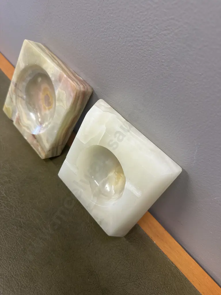 Square Heavy Vintage Onyx Ashtrays 11x11cm. Image 1++