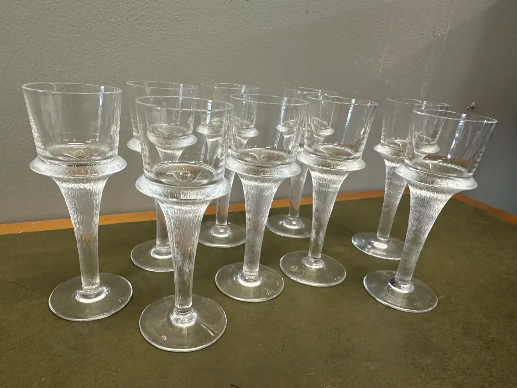 Peill & Putzler Schnapsgaser Liquor Glasses With Textured Stem Image 1++