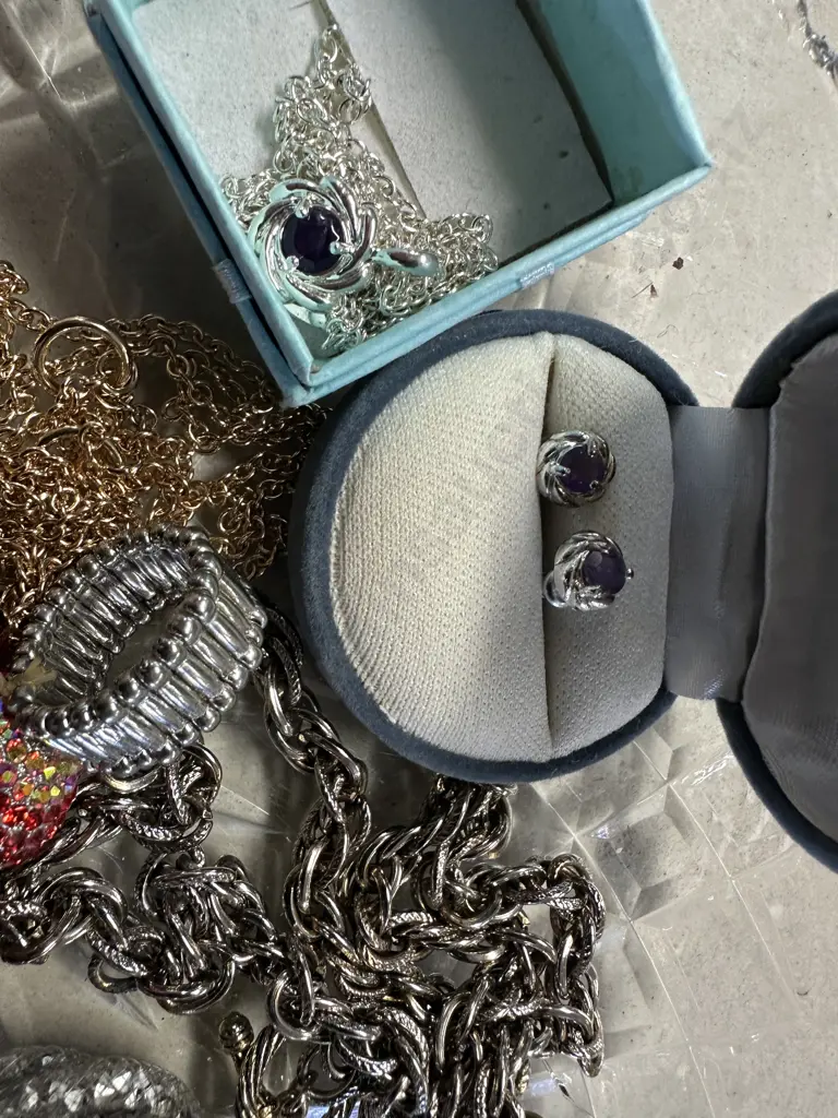 Selection Of Costume Jewellery Image 1++