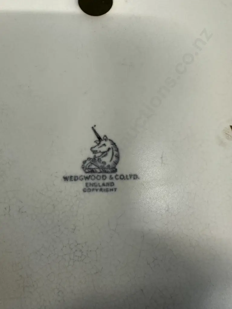 Vintage Wedgwood & Co Ltd Cream Wall Pocket Image 1++