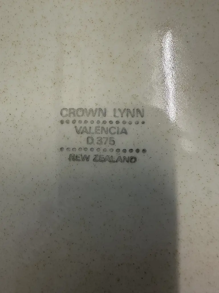 Crown Lynn Pottery Dinnerware Items 'Valencia' #D375 Image 1++