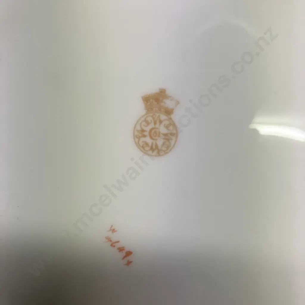 28 Piece Royal Worser China Image 1++