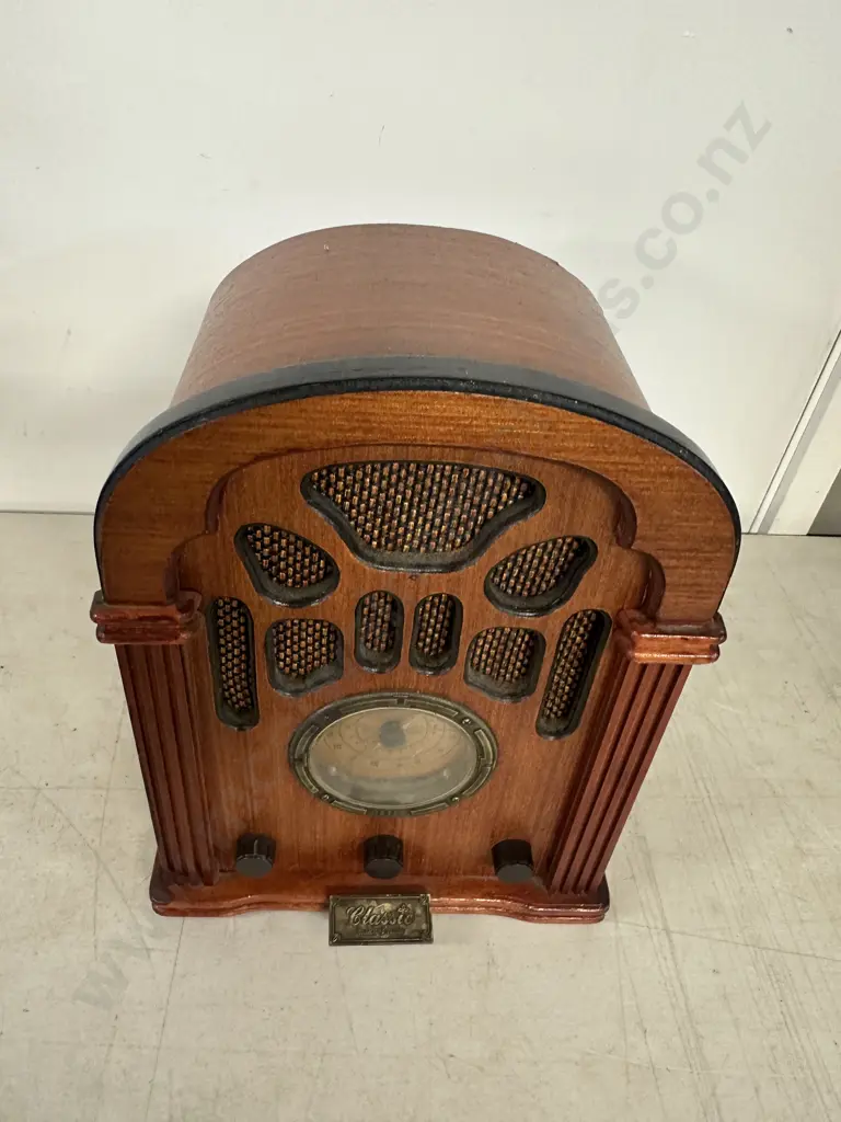 Classic Collectors Edition Radio Image 1++