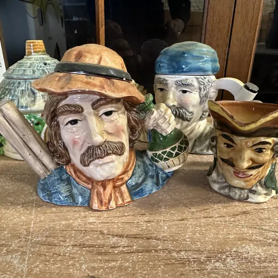 Vintage Cottage Teapot Made In Japan With Assorted Other Teapots & Jug