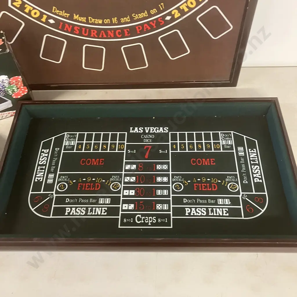 Multi-Casino Games Table Top Table, New ProPoker 300 11.5g Poker Set Image 1++