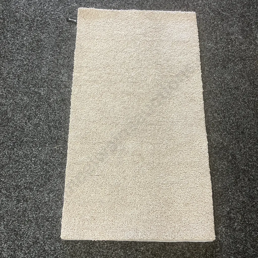 Bremworth Floor Rug - 109 x 61cm Image 1++