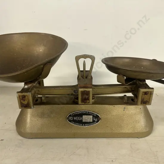 Vintage F.J Thorton & Co LTD Colchester & Birmingham Scales