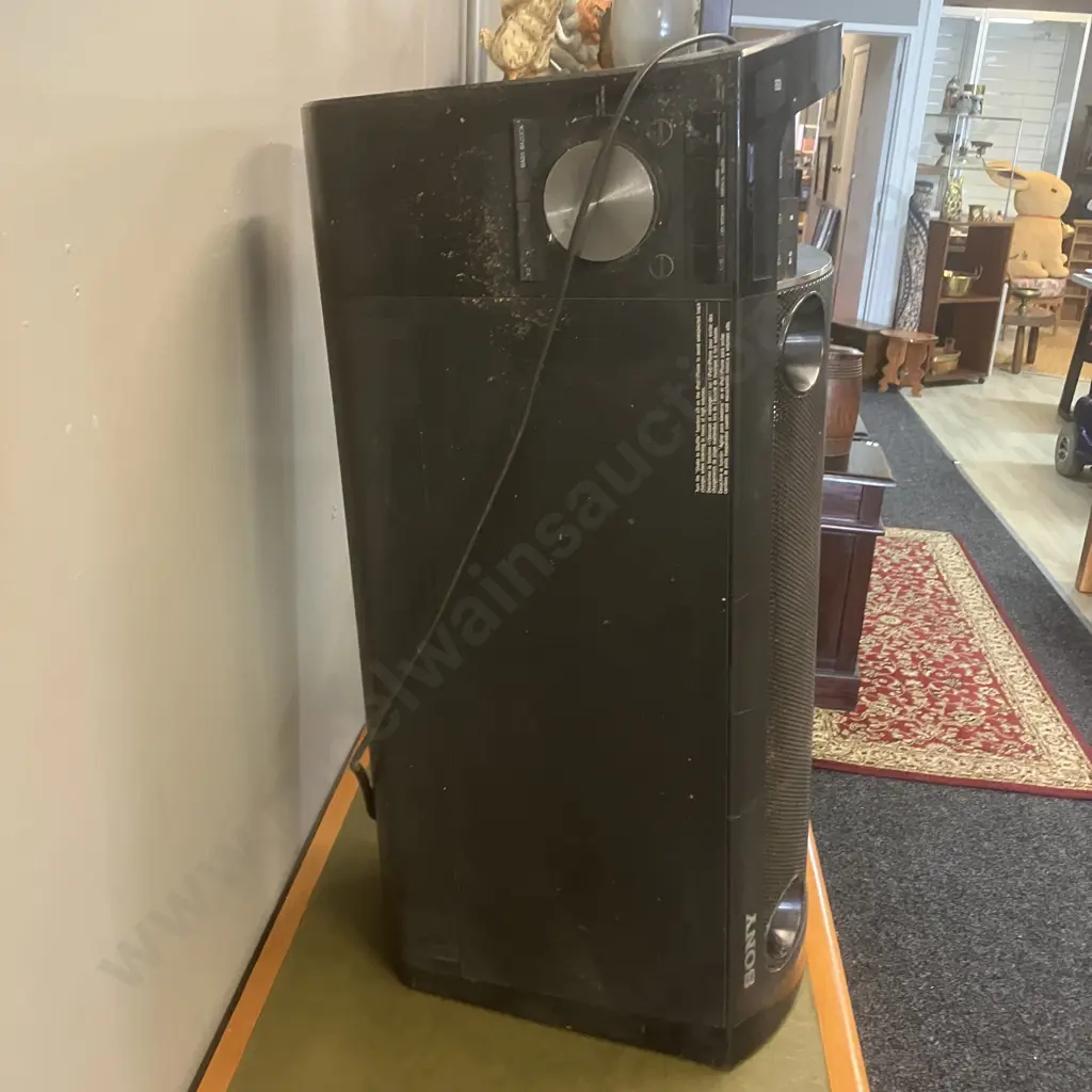 Sony Personal Audio System RDH-GTK37iP Image 1++