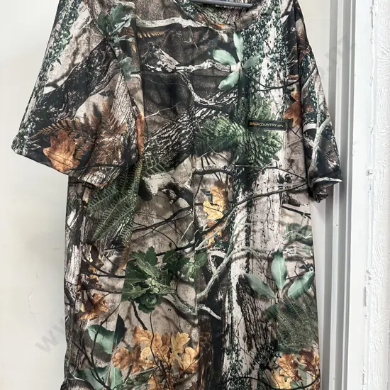 Back Country Camouflage Tee Shirt Size 2 XL