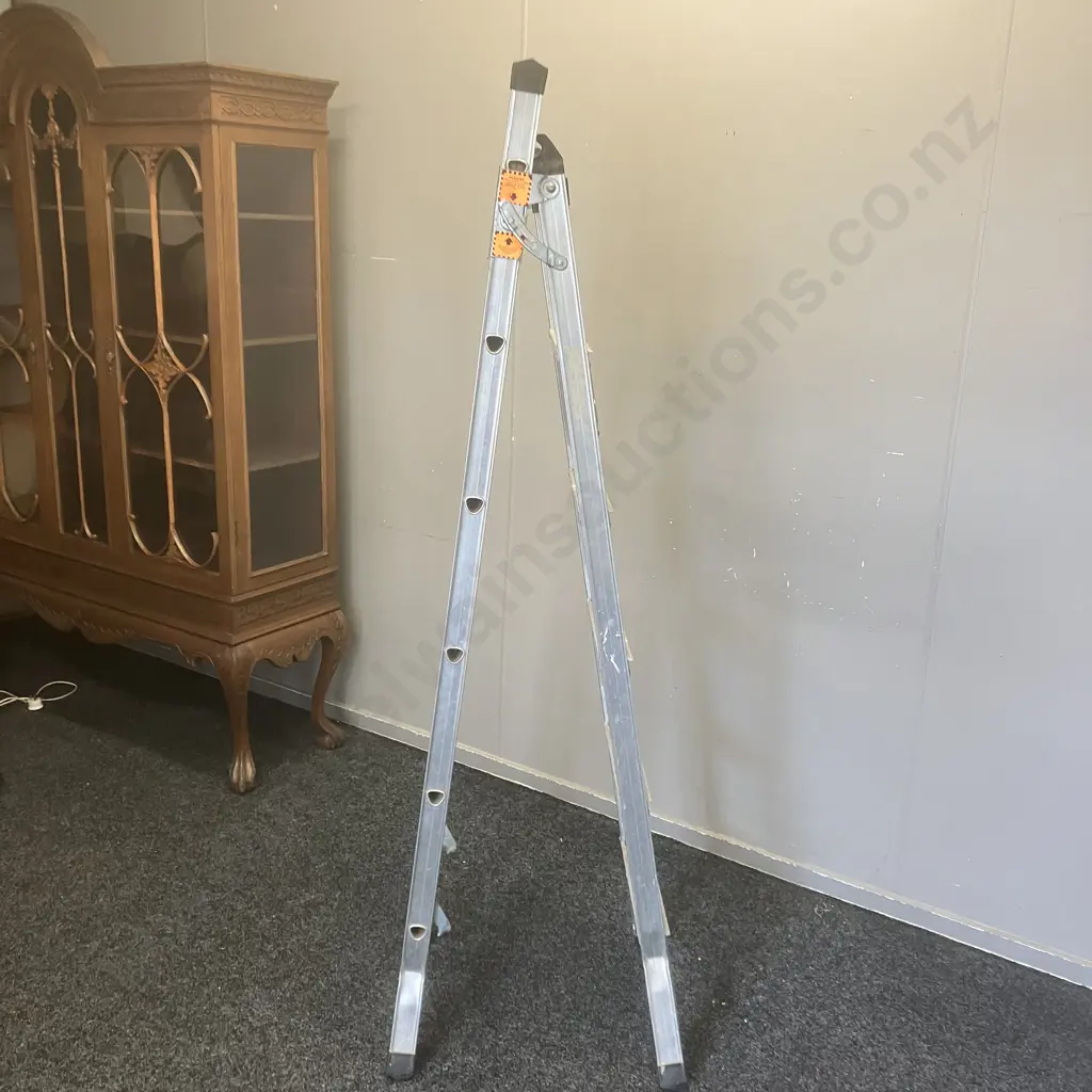 Belray - England 3 Way Top Flight Domestic Ladder Image 1++