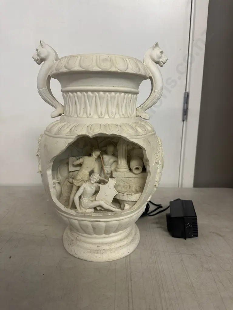 Indoor/Outdoor Neo Classical Vase Fountain H40cm. Image 1++