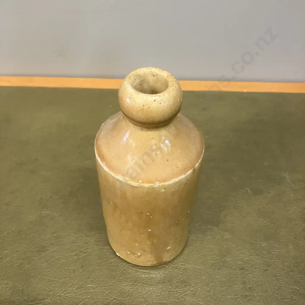 Horseshoe Charles Pocock  Impressed Stoneware Bottle (New South Wales) c1880's. H17cm Image 1++